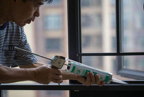 玻璃膠:中性常見問題及解決方案